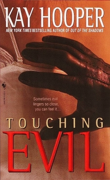Kay Hooper "Touching Evil" PDF