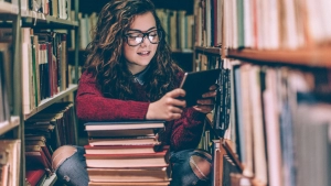 Edebiyat Tutkunları İçin Kitap Listeleri: Mutlaka Okunması Gerekenler