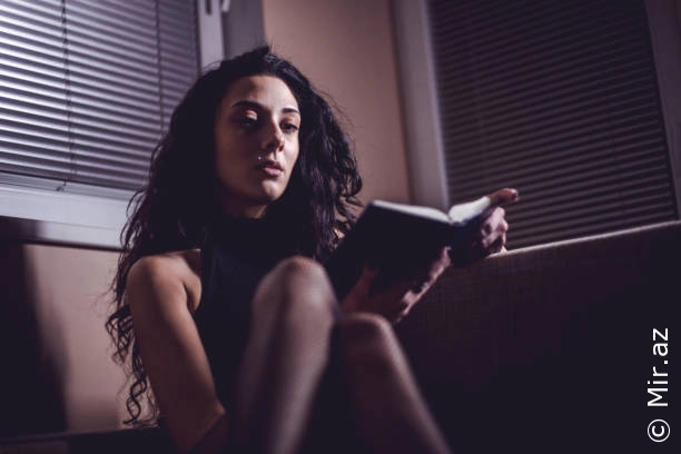 Göz yaşlarınıza hakim ola bilməyəcəyiniz 2140 kitab