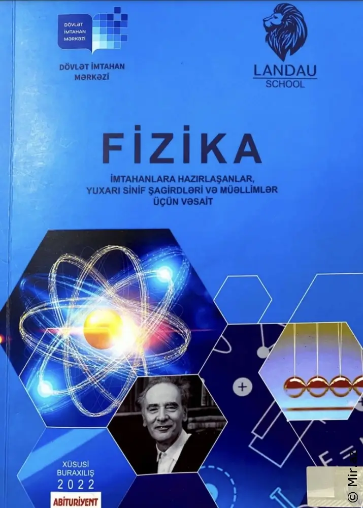 Landau 2022 Fizika PDF