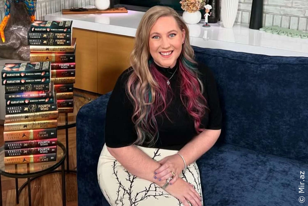 Rebecca Yarros's "Onyx Storm" Book Became the Fastest-Selling Big Adult Romance Novel of the Last 20 Years