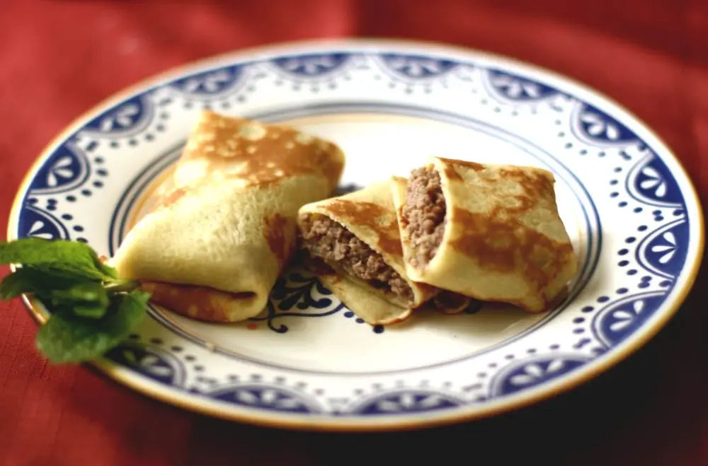 Ətli Blinçik Resepti – Evdə Asan Hazırlanması