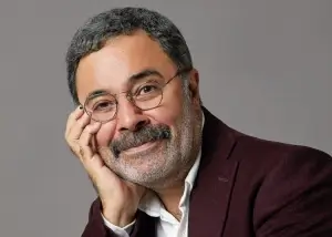 Ahmet Ümit Kimdir? | Hayatı, Eserleri ve Polisiye Romanları